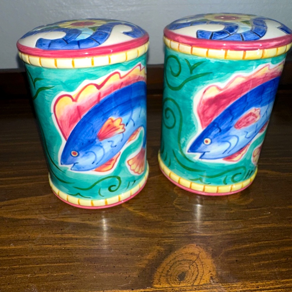 Fish Salt &  Pepper Shakers Clay Art Mosaic Hand Painted Mosaic